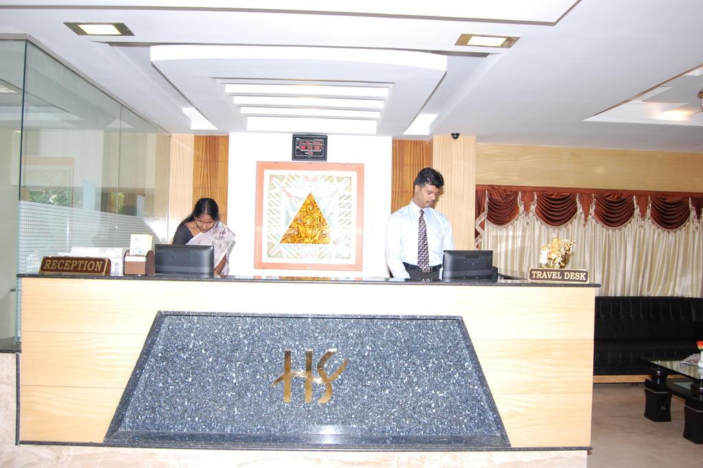 Hotel Sona'S Tiruchirappalli Esterno foto