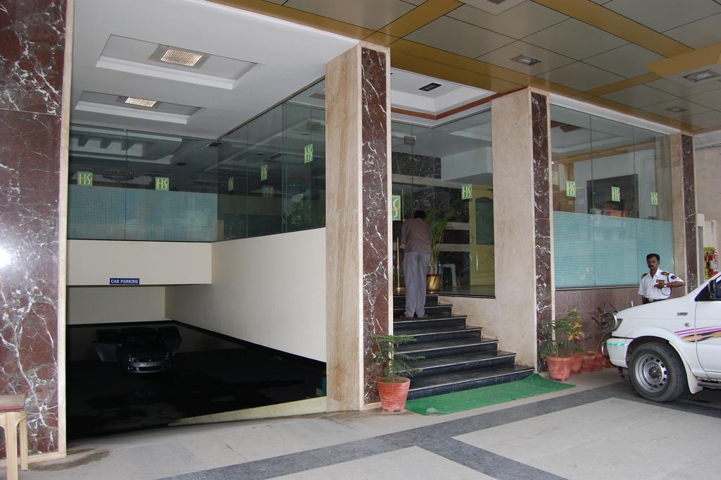 Hotel Sona'S Tiruchirappalli Esterno foto