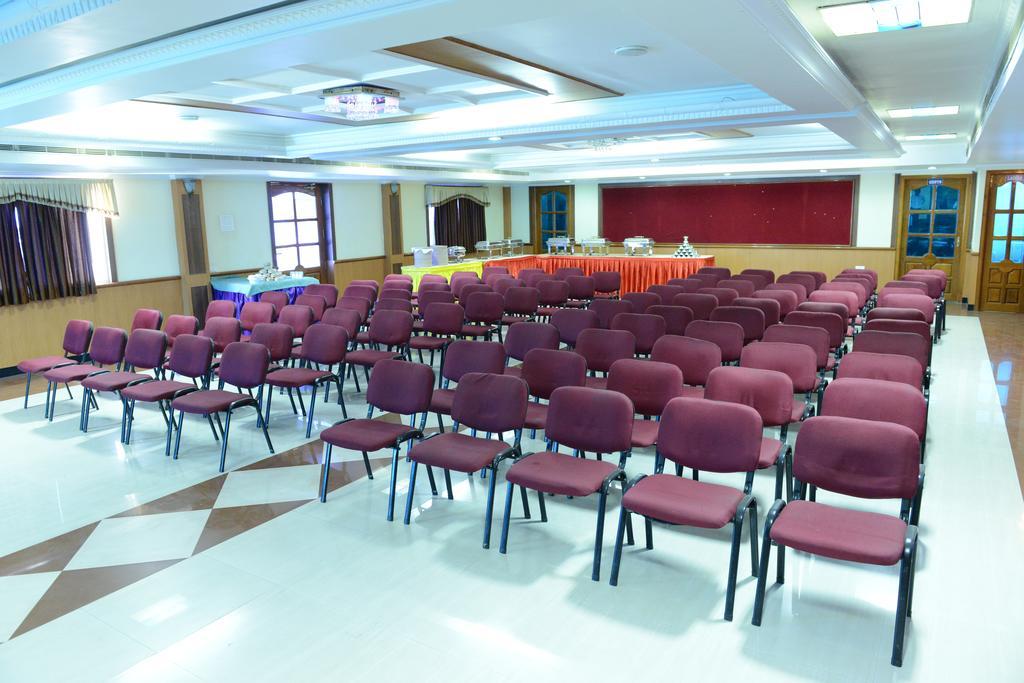 Hotel Sona'S Tiruchirappalli Esterno foto