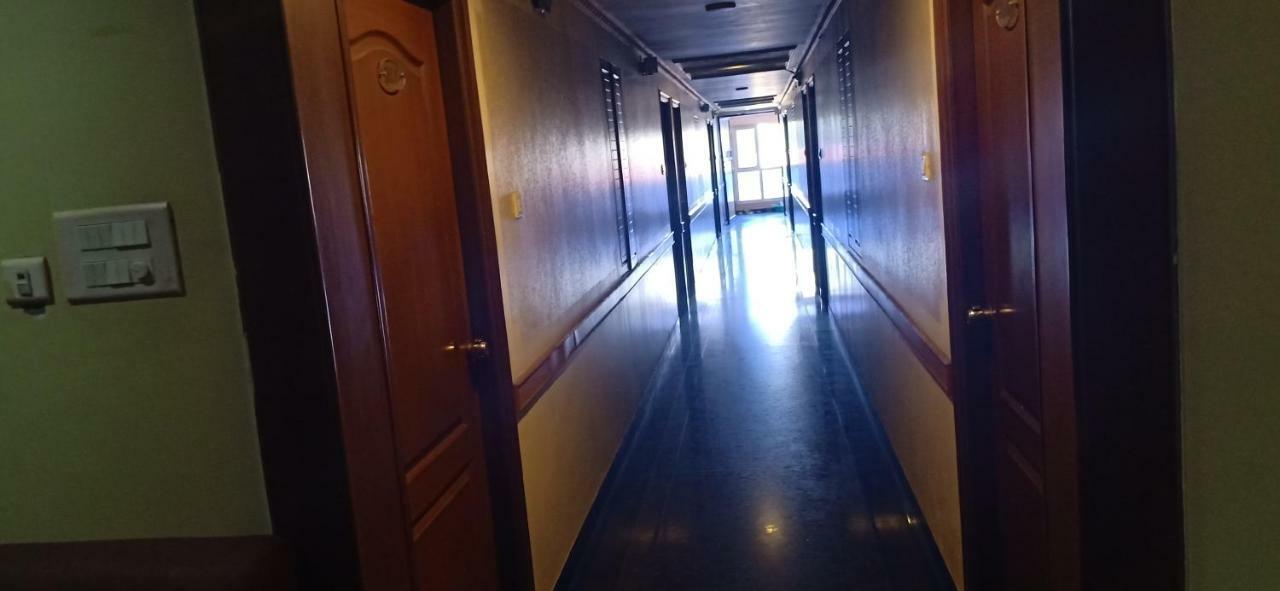 Hotel Sona'S Tiruchirappalli Esterno foto