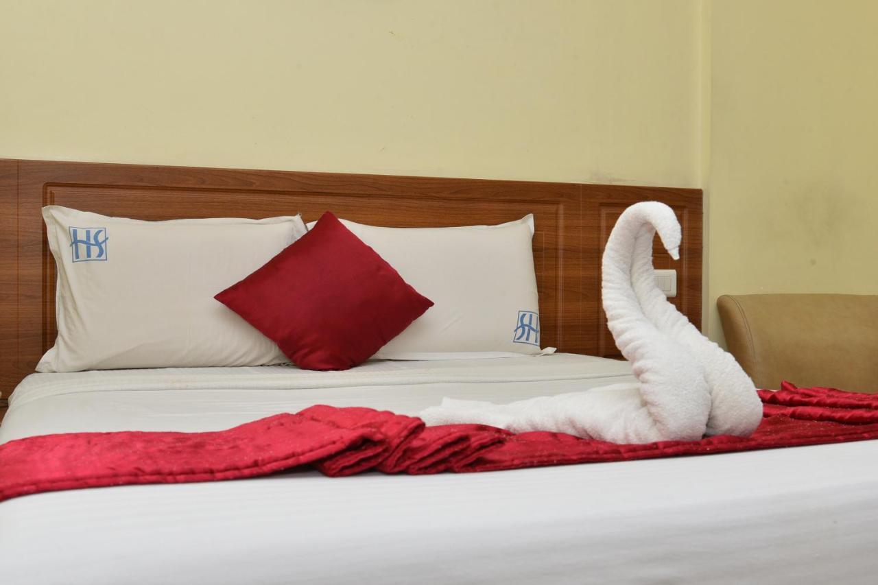 Hotel Sona'S Tiruchirappalli Esterno foto
