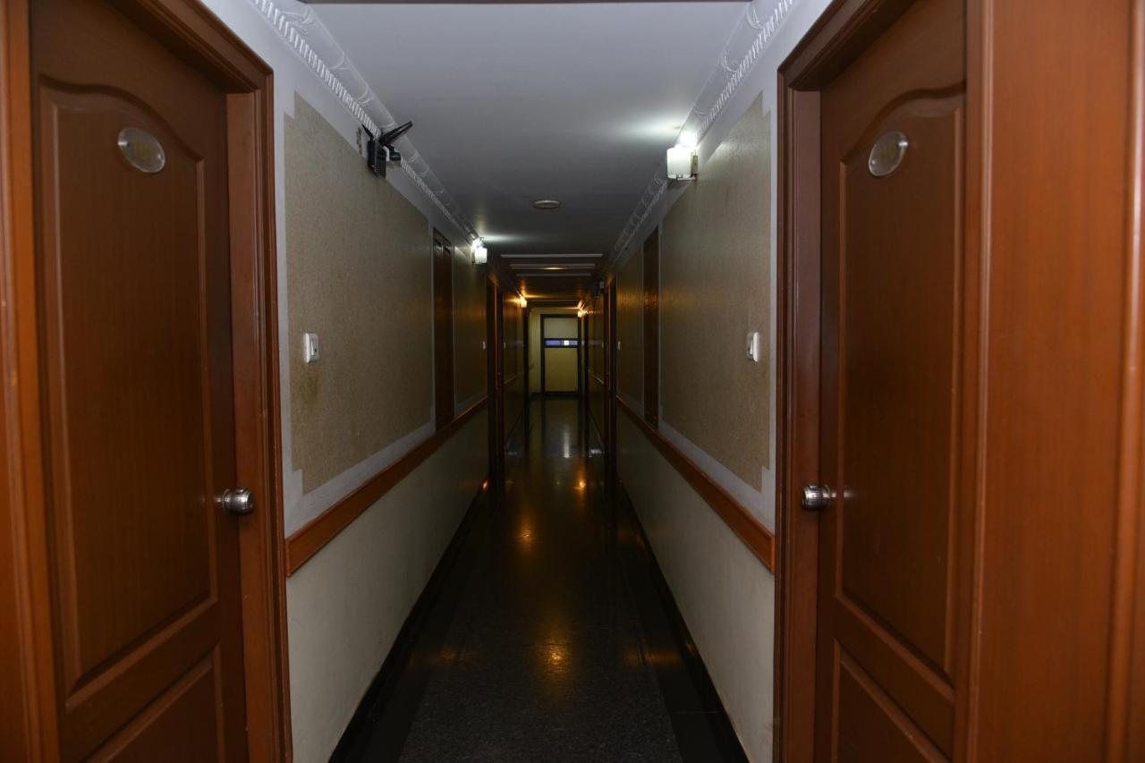 Hotel Sona'S Tiruchirappalli Esterno foto
