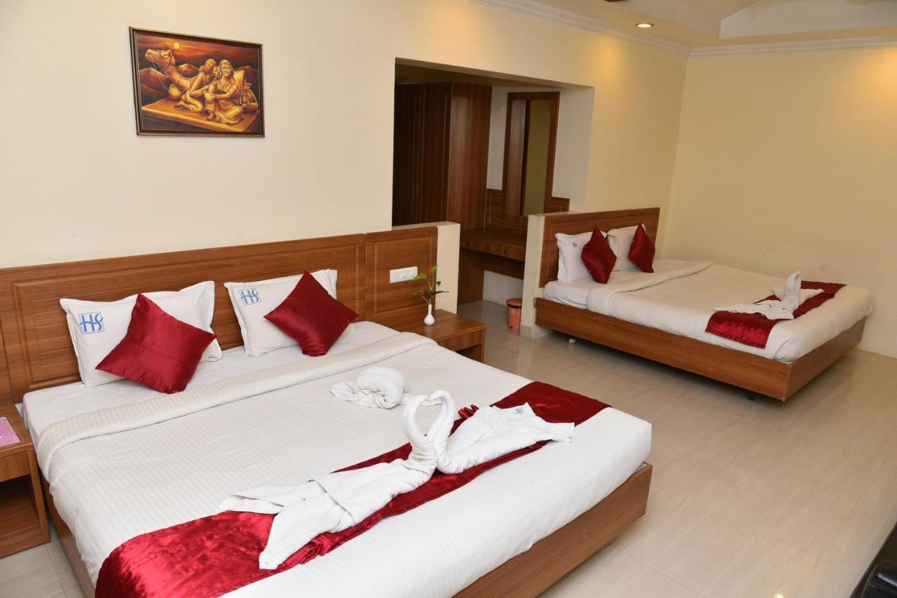 Hotel Sona'S Tiruchirappalli Esterno foto